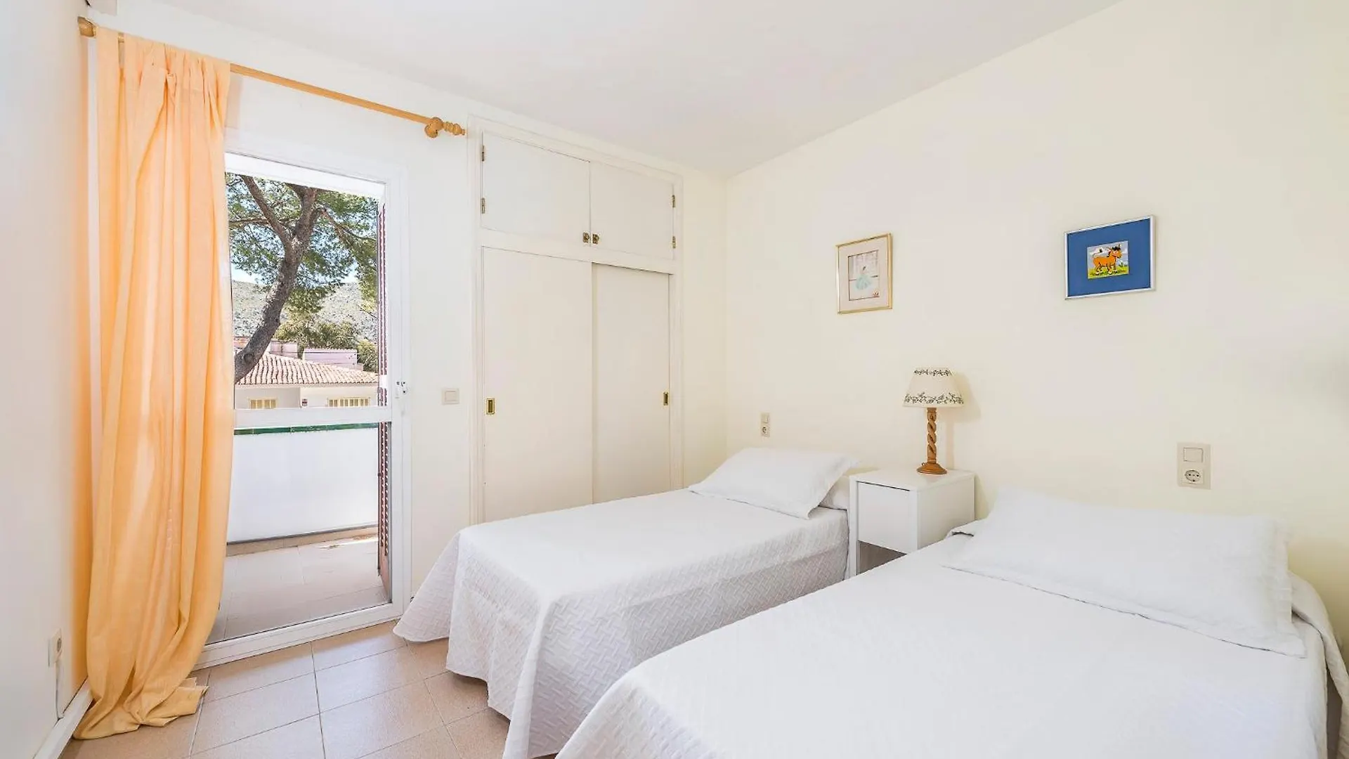 Apartamento Playa De Los Pinos Alcudia  0*, Alcudia (Mallorca)
